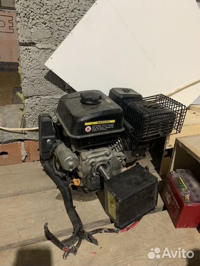Двигатель от снегоуборщика
