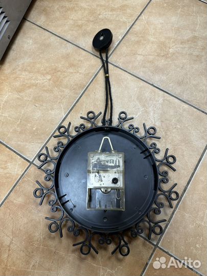 Часы настенные Янтарь СССР