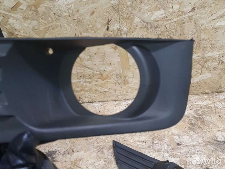 Решетка в бампер правая левая форд фокус 2