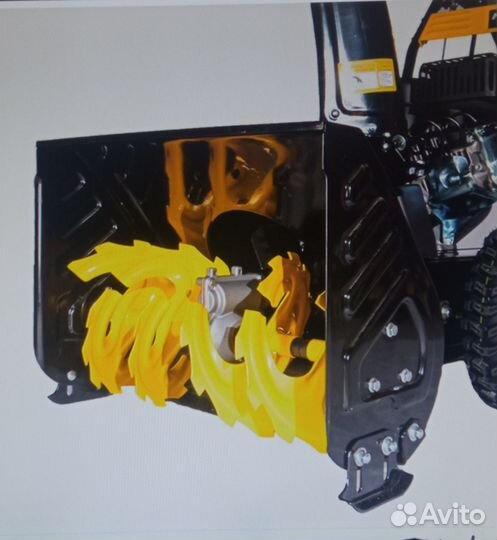 Снегоуборщик самоходный Huter SGC 4000