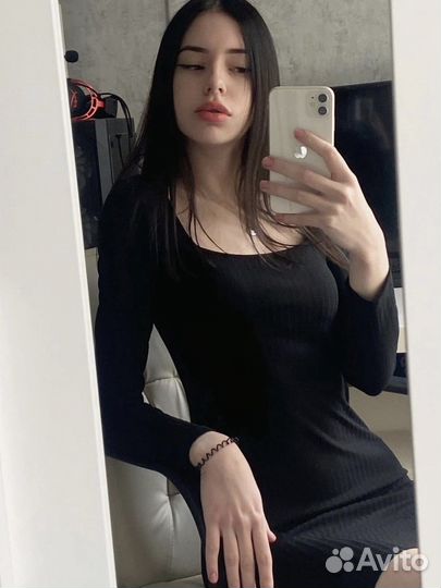 Модель для фотосессии одежды