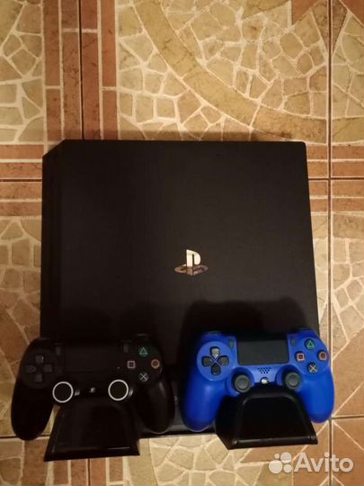 Sony playstation 4 PS4 pro 1tb