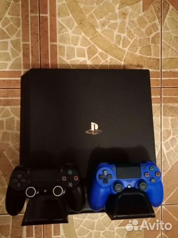 Sony playstation 4 PS4 pro 1tb