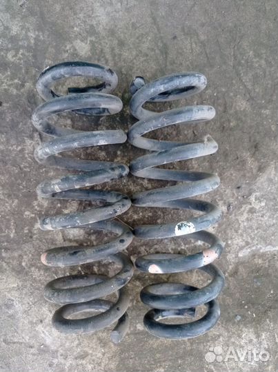 Пружины Suzuki Escudo TDA4W