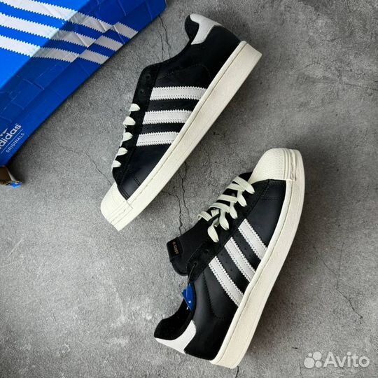 Adidas Superstar 82 Core Black Cream White