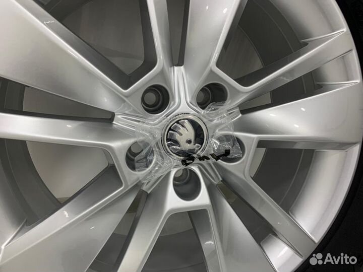 Новые Skoda Kodiaq 2022, Nokian 235/55 R18