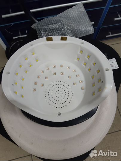 Ультрафиолетовая лампа для наращивания ногтей