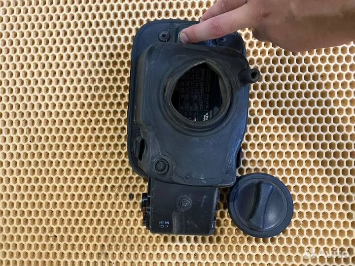 Лючок топливного бака Mercedes S W221