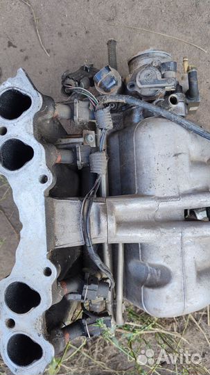 Ресивер с дросселем и форсунками нива Шевроле