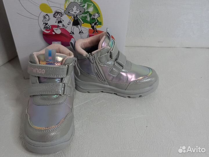 Ботинки демисезонные для девочки Новые размер 24