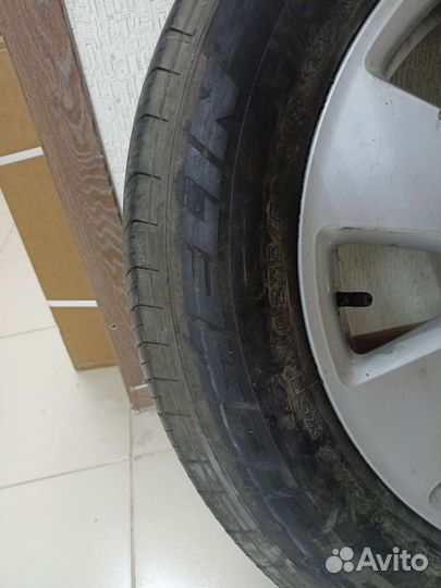 Колесо с диском r18 Audi