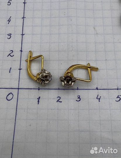 Золотые серьги