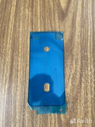 Проклейка влагозащиты iPhone 8