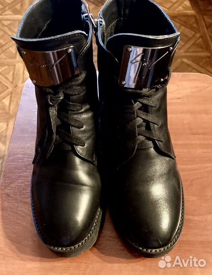Ботинки женские демисезонные 38 размер
