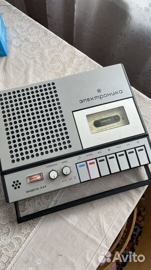 Кассетный магнитофон