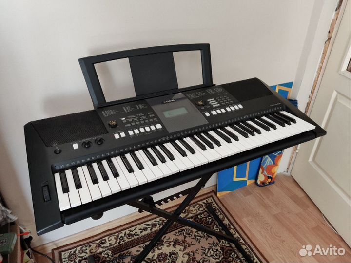 Синтезатор Yamaha psr e423