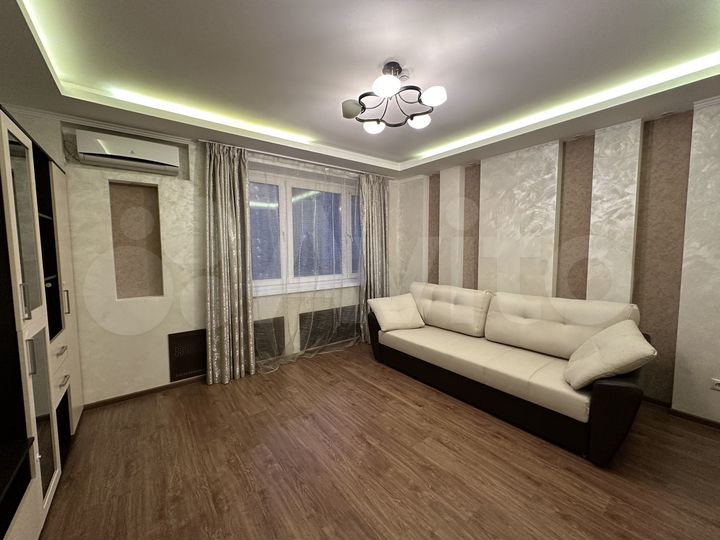 2-к. квартира, 60,5 м², 16/19 эт.
