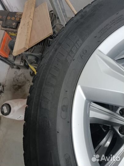 Michelin Latitude Alpin LA2 235/55 R19