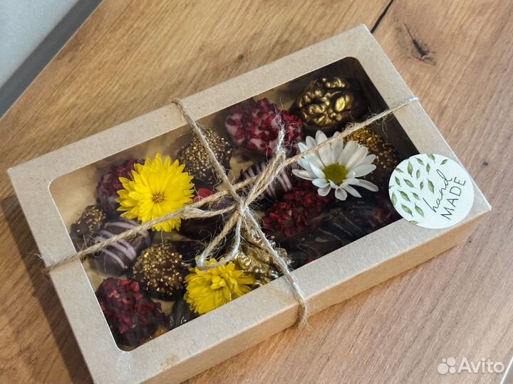 Финики в шоколаде