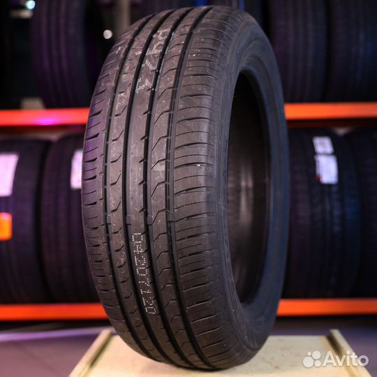 Maxxis Premitra HP5 245/45 R18