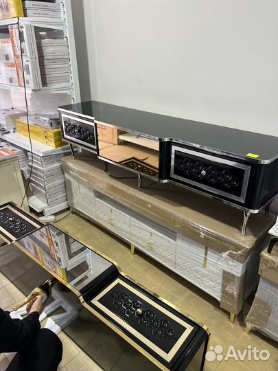 Подставка для телевизор