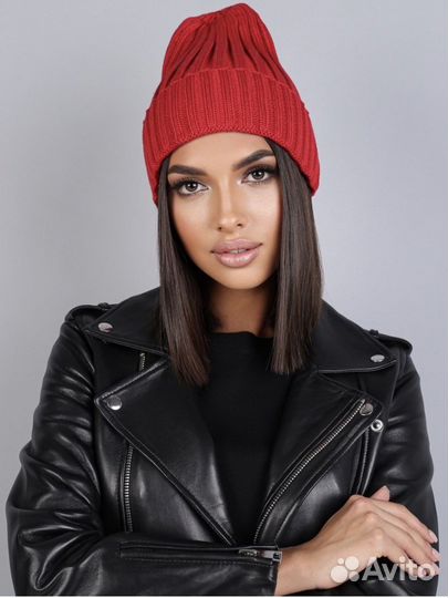 Шапка вязаная женская красная