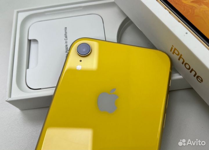 iPhone Xr, 64 ГБ