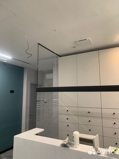 Стеклянные перегородки