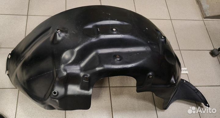 Подкрылок передний Kyron II 07-13 левый 7971109011