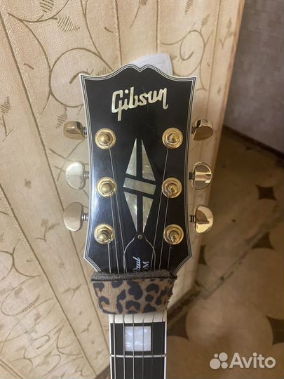 Реплика Gibson LP Custom