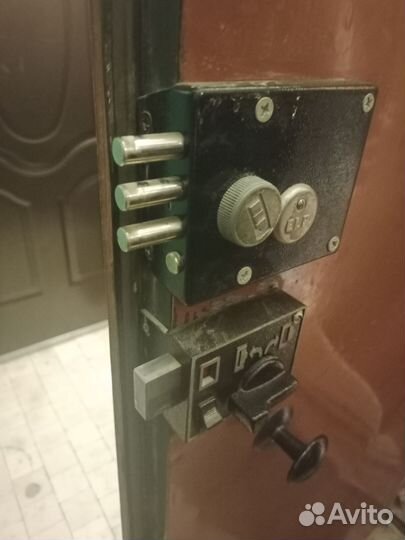 Дверь входная железная бу