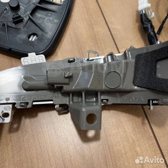 Зеркало заднего вида правое Lexus Rx350 GGL16W