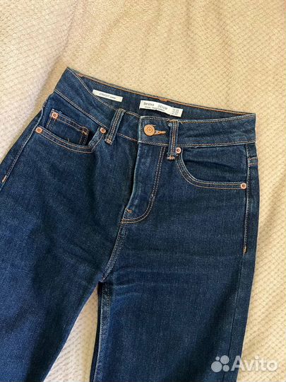 Джинсы bershka прямые