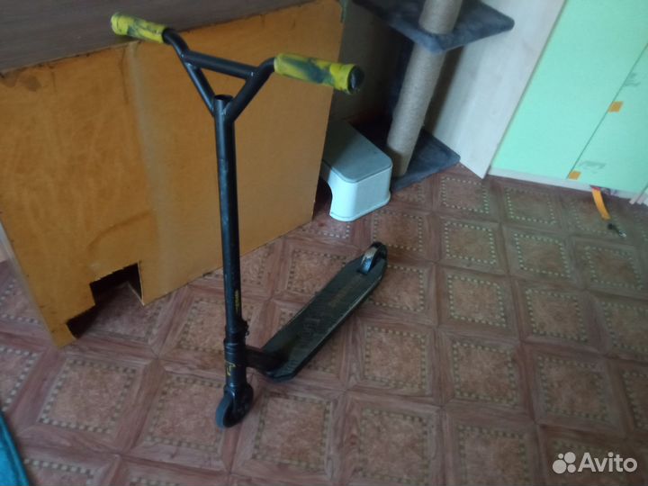 Трюковой самокат