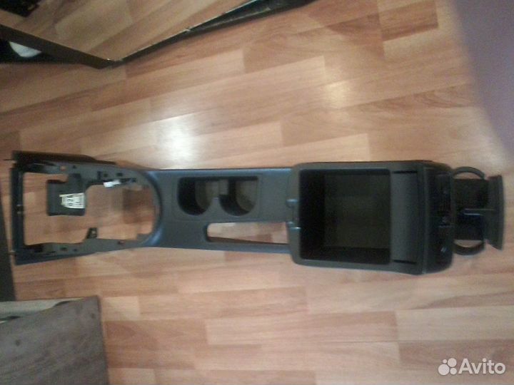 Подлокотник ниссан х трейл