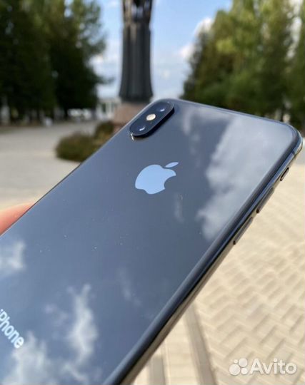 iPhone Xs, 256 ГБ