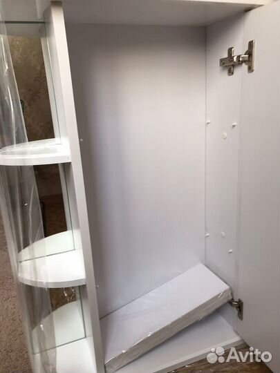 Полка настенная для ванной