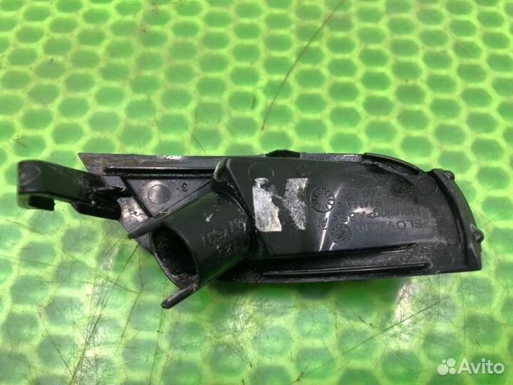 Повторитель поворота в зеркало левый LADA Xray