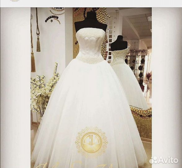 Свадебное платье