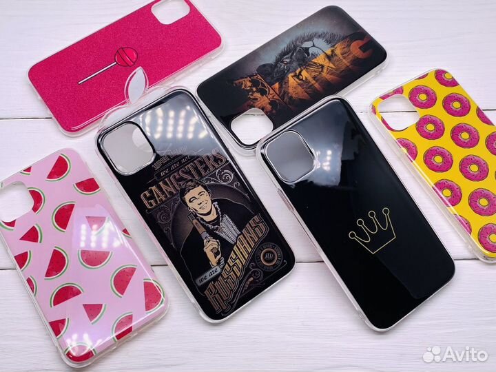 Чехол на iPhone 11