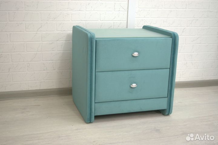 Тумба прикроватная