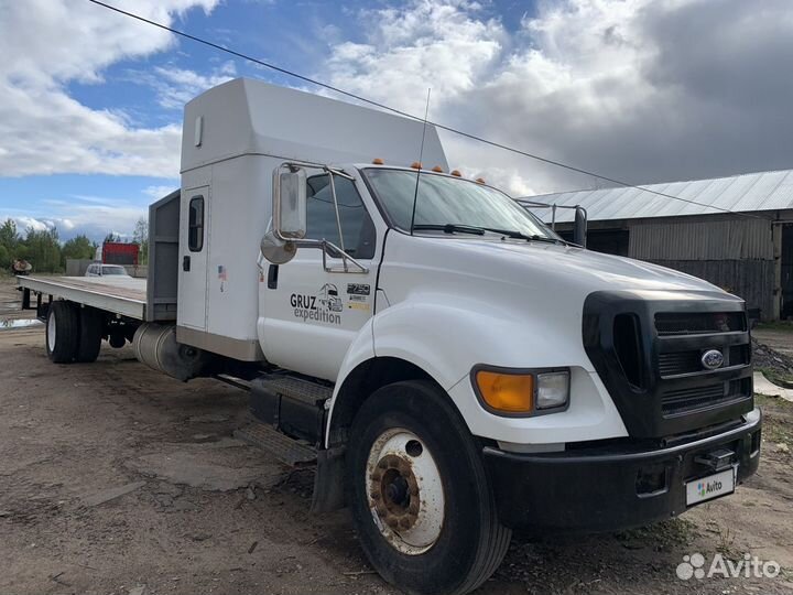 Ford F750, 2003