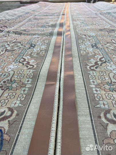 Ковер шерстяной