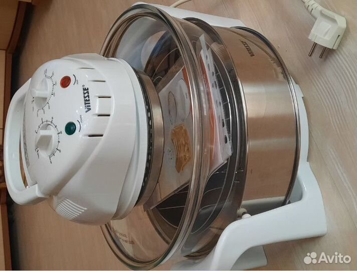 Конвекционная печь (аэрогриль)