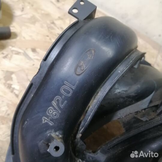 Коллектор впускной Ford Focus 1 1.8/2.0