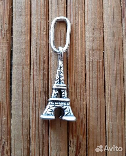 Серебряные кулоны 