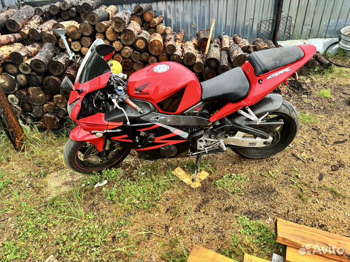 Honda CBR954RR Fireblade