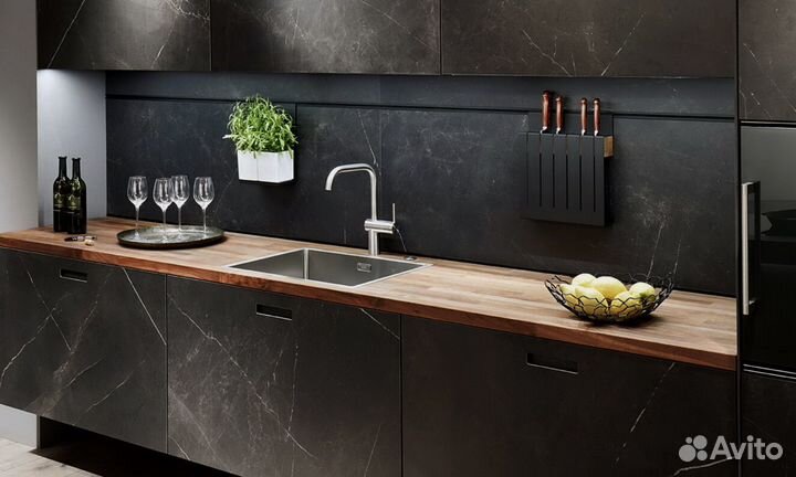 Фартук из керамогранита