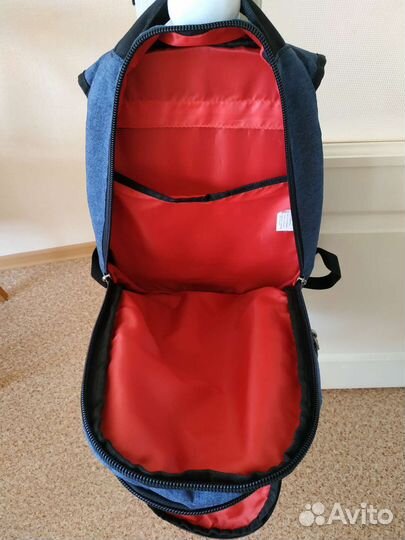 Рюкзак школьный