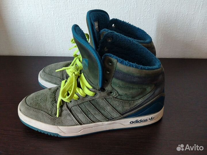 Кроссовки adidas